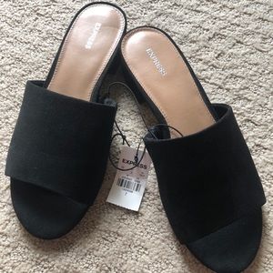 EXPRESS black sandals